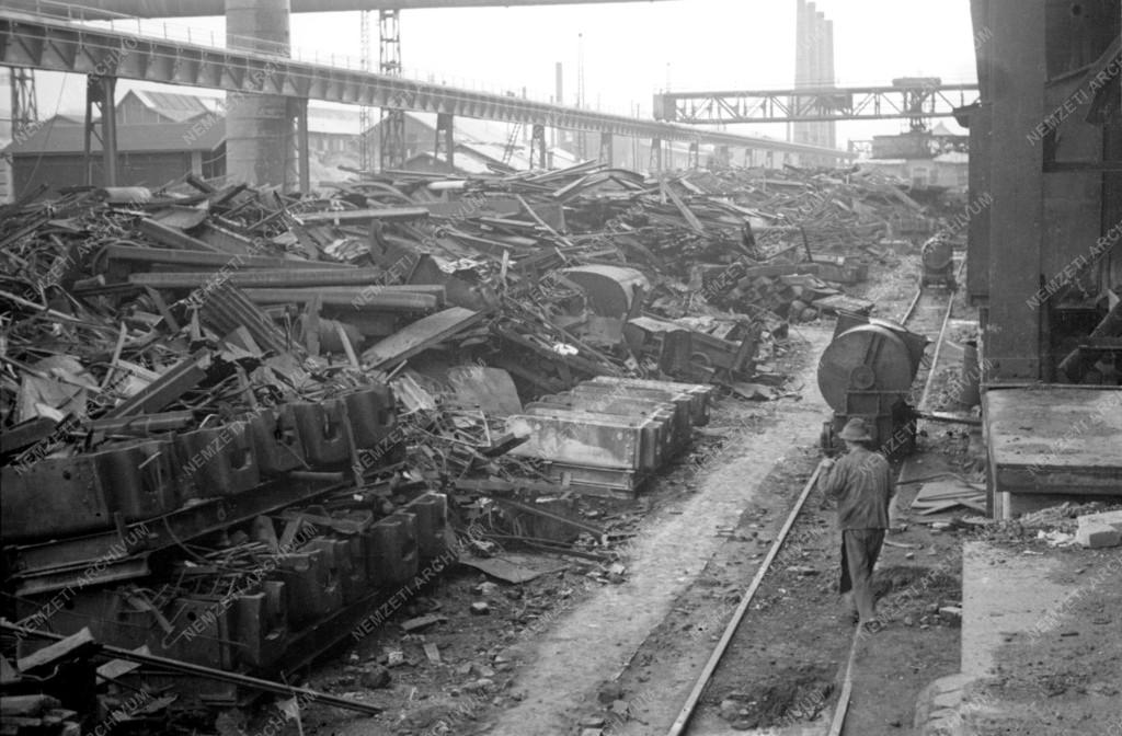 Ipar - Ózdi Vasgyár