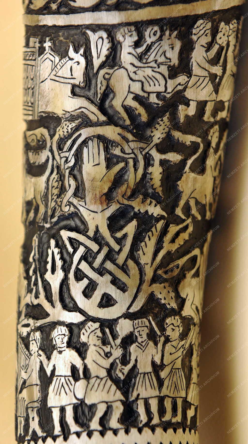 Népművészet - Lehel kürtjének másolata