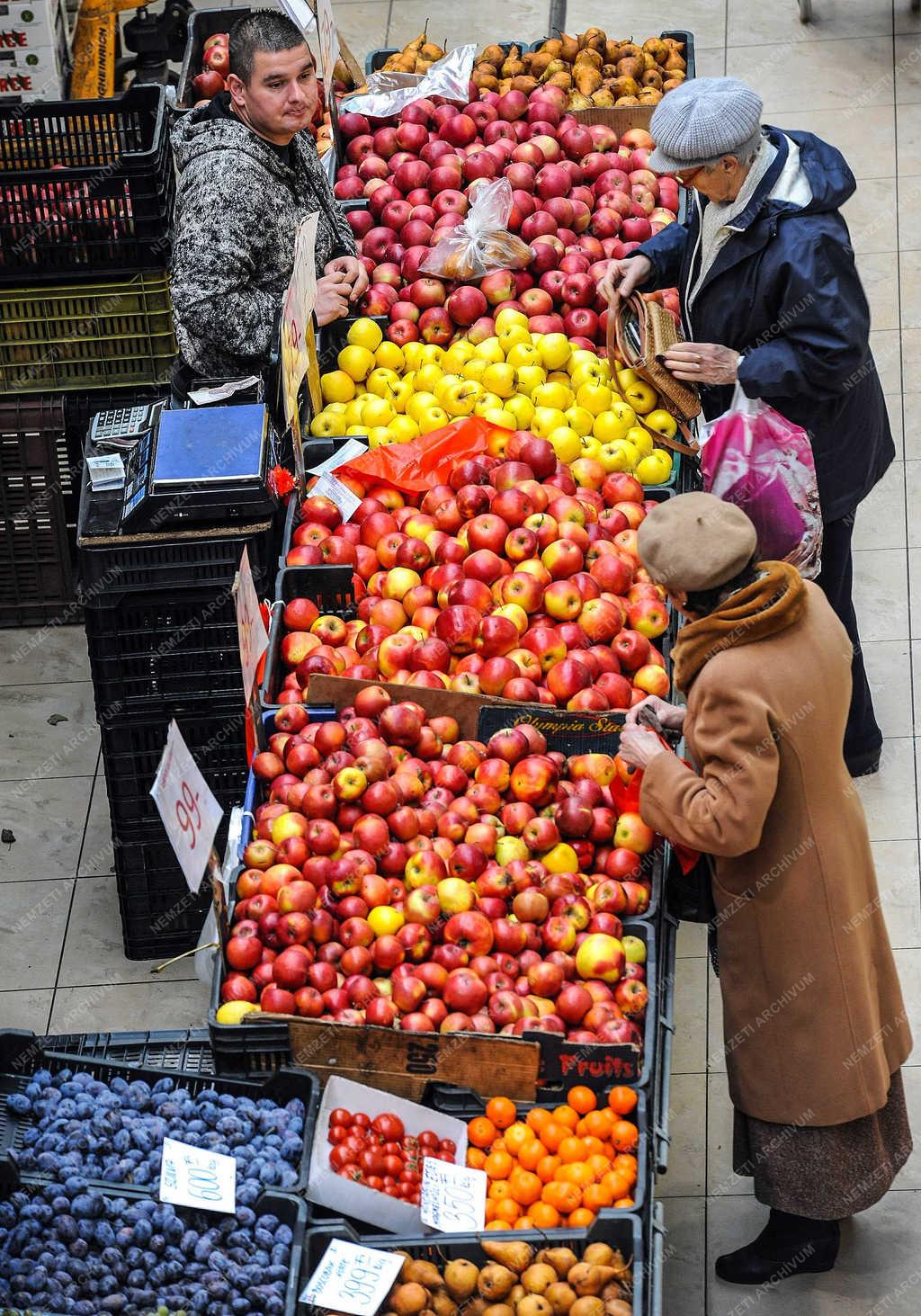 Kereskedelem - Debrecen - Növekvő forgalom a Nagypiacon
