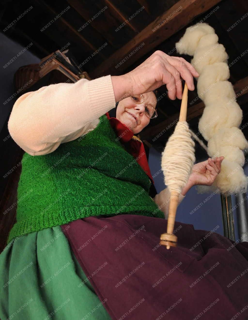 Portré - Magyarókereke - Máté Erzsébet  kézműves