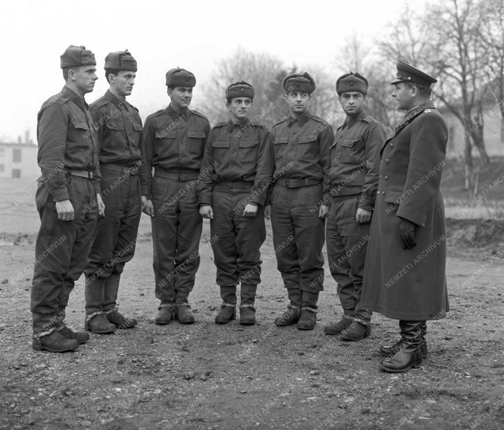 Fegyveres erők - Válogatott labdarúgók a Magyar Néphadseregben