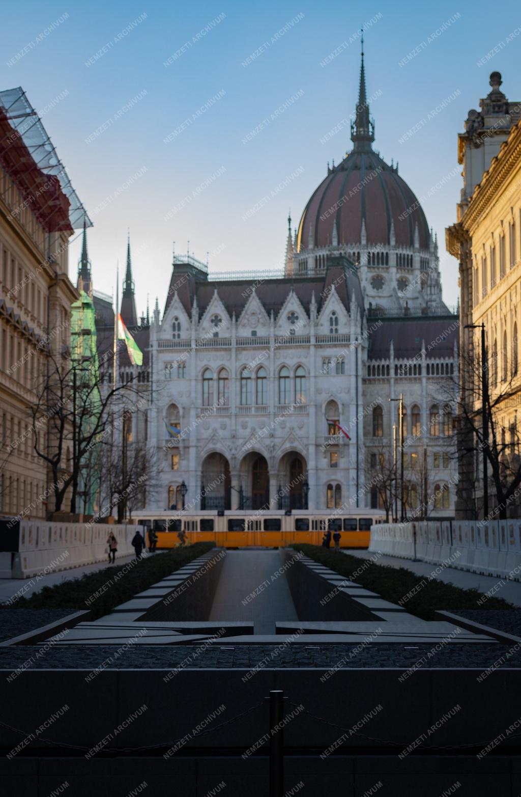 Városkép - Budapest - Összetartozás Emlékhelye