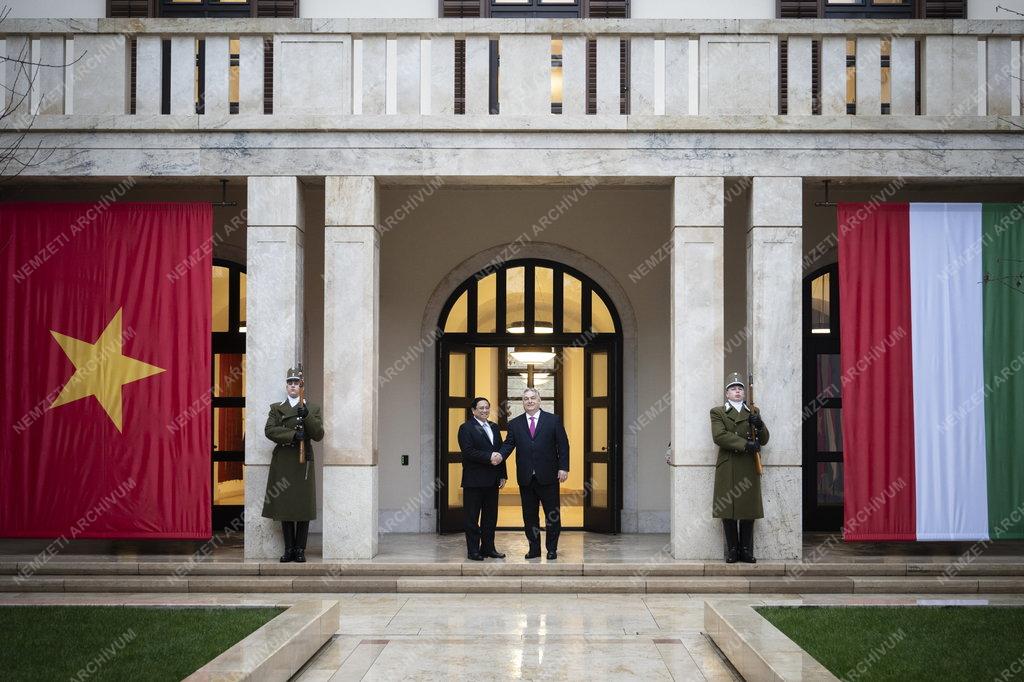 Orbán Viktor fogadta a vietnami miniszterelnököt