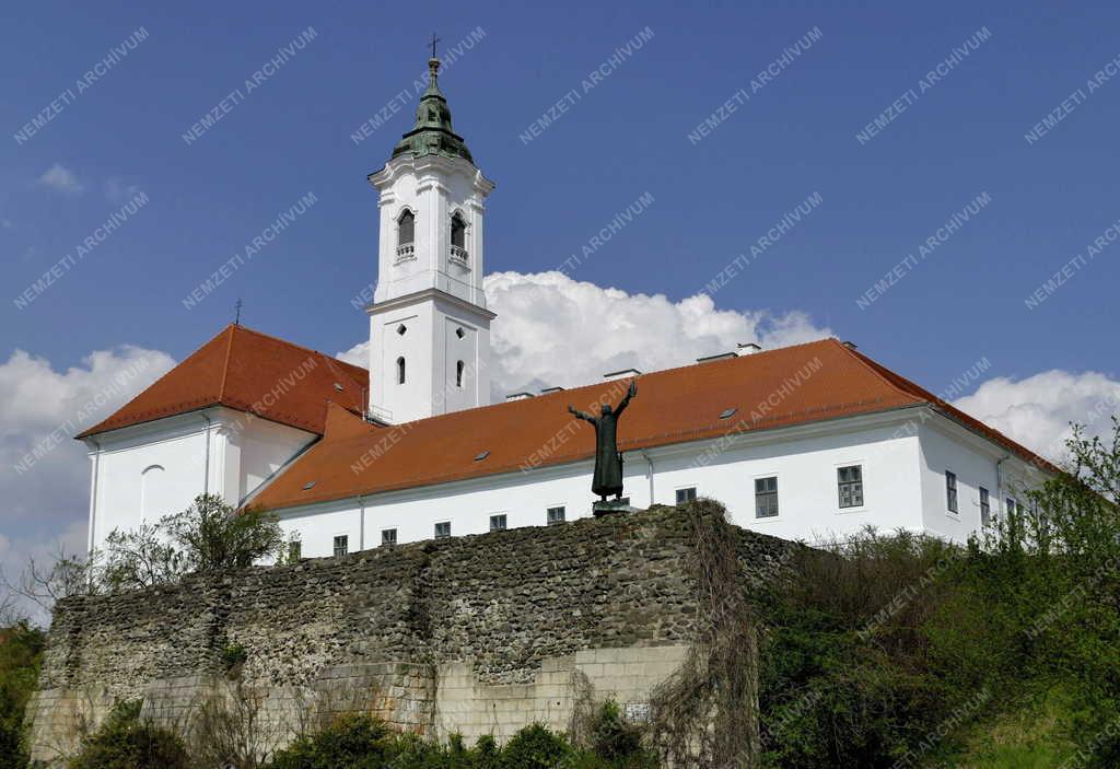 Városkép - Vác - Szent Kereszt ferences templom