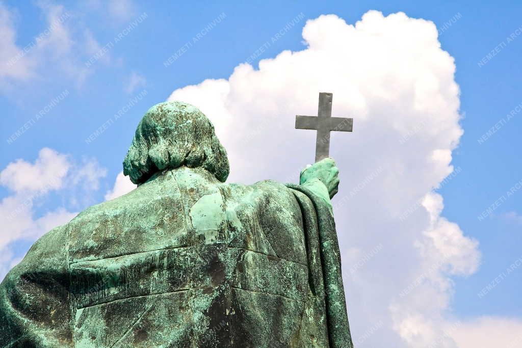 Műalkotás - Budapest - Szent Gellért szobra