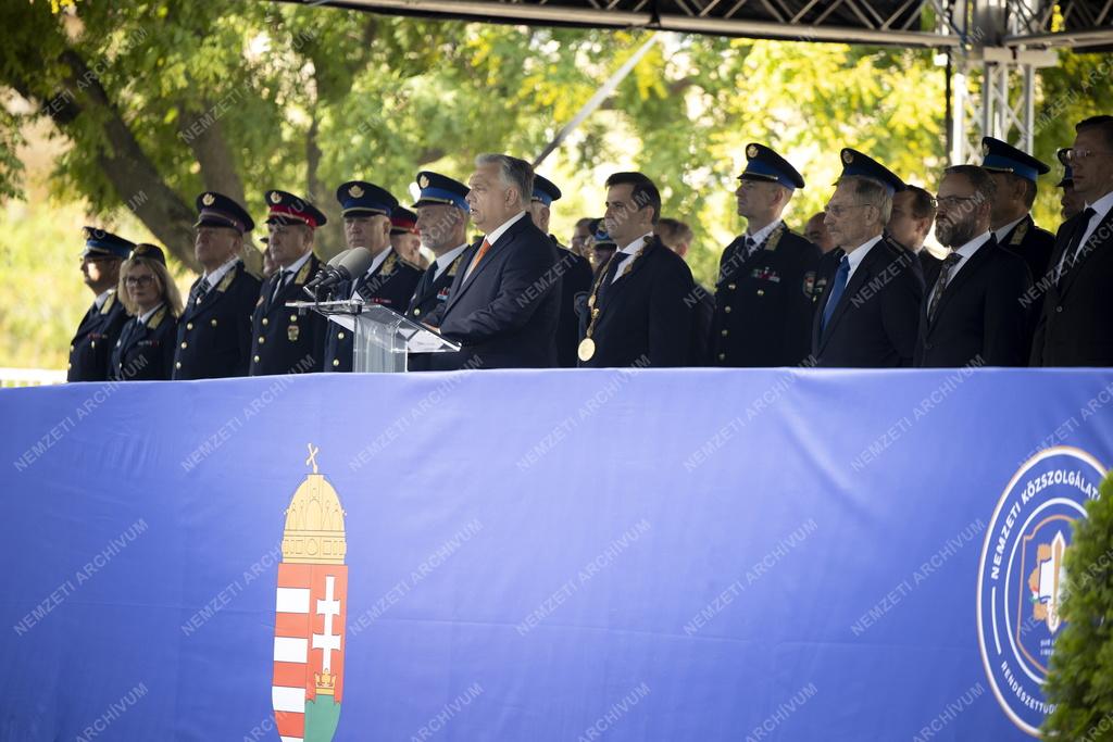 A Nemzeti Közszolgálati Egyetem Rendészettudományi Karának és Katasztrófavédelmi Intézetének tisztavatója