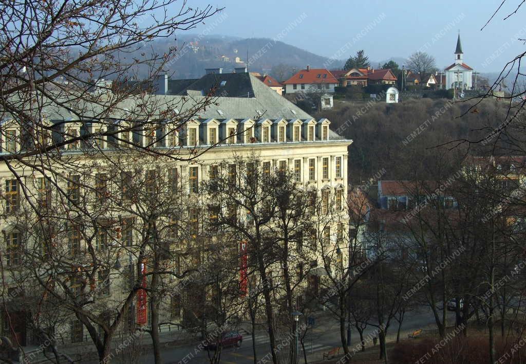 Városkép - Esztergom - Vitéz János Tanárképző