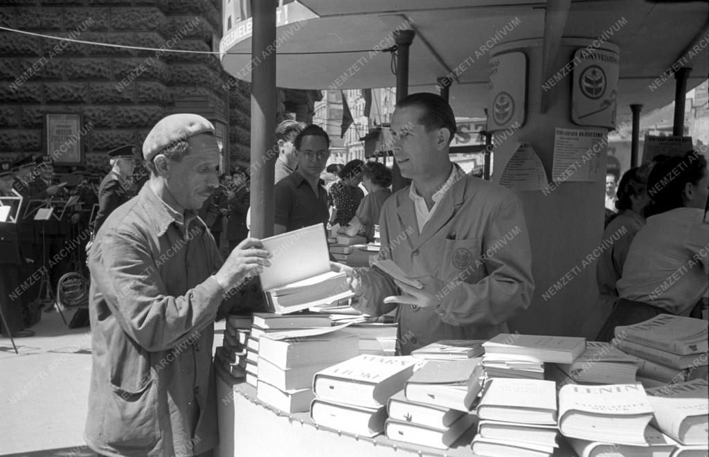 Kultúra - Könyvhét