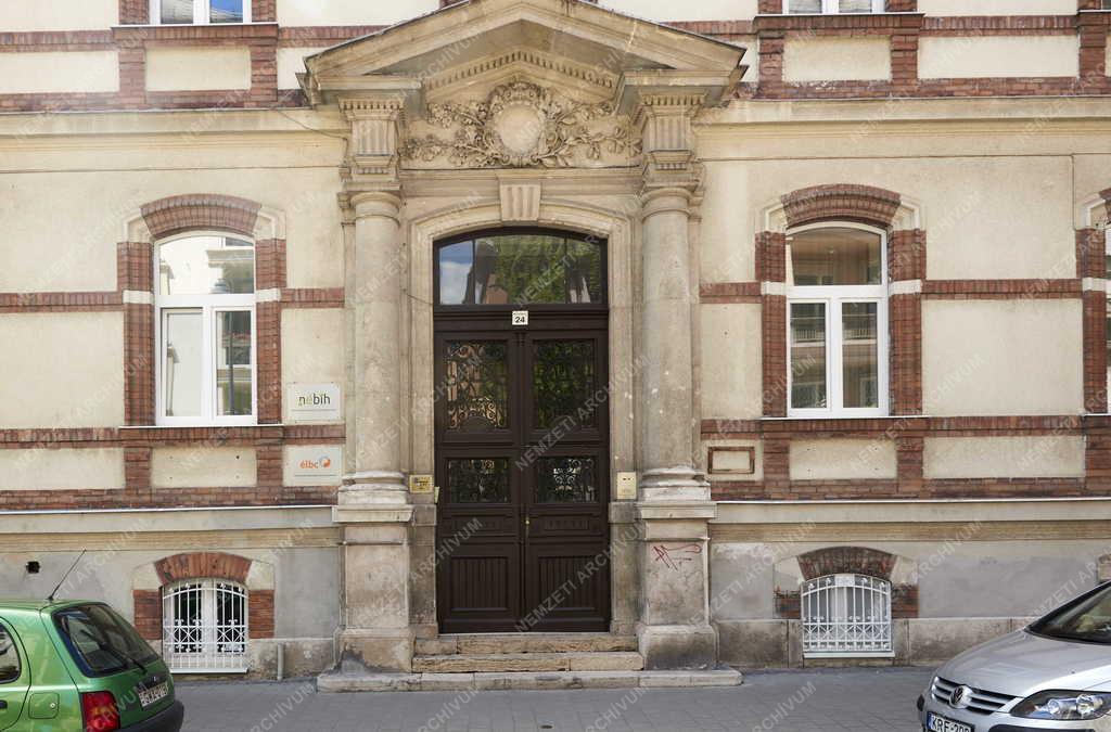 Közigazgatás - Nemzeti Élelmiszerlánc-biztonsági Hivatal