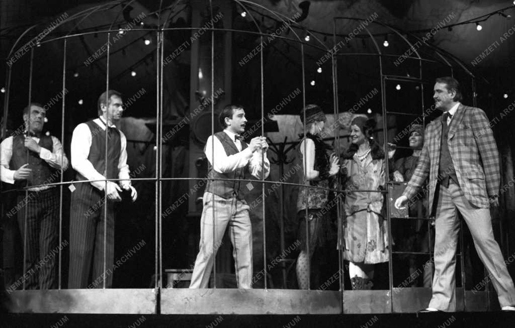 Kultúra - Színház - Bertolt Brecht-Kurt Weill: Koldusopera