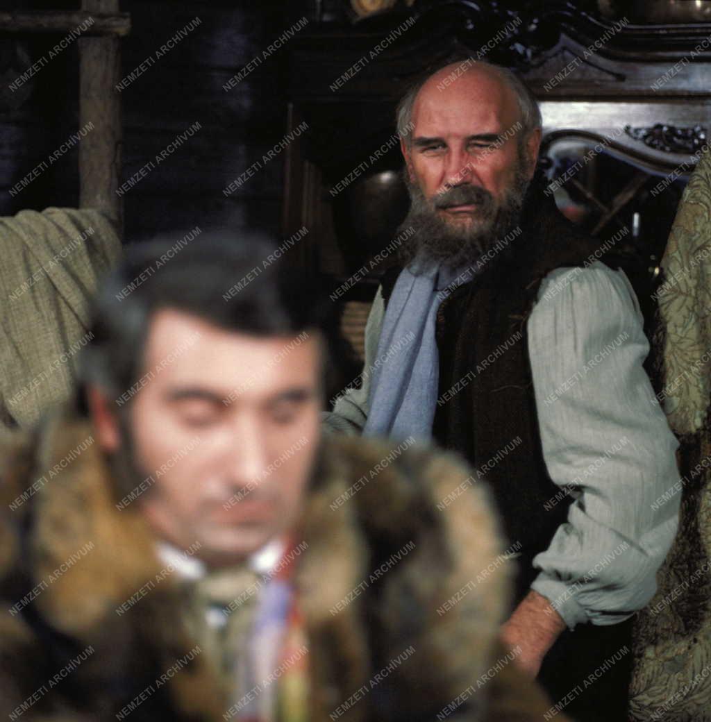 Kultúra - Film - Holt lelkek című tv-film forgatása