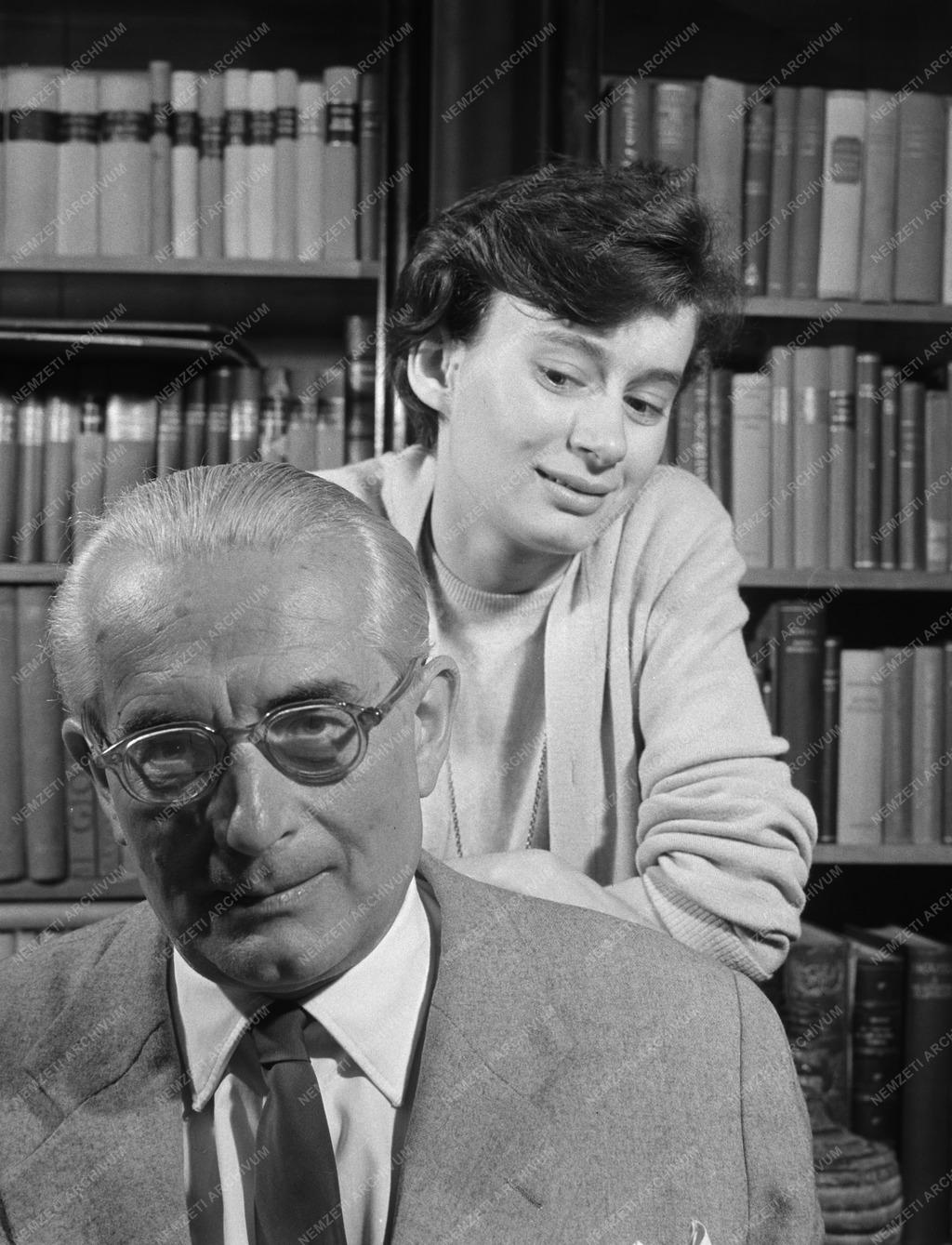 Kultúra - Irodalom - Passuth László