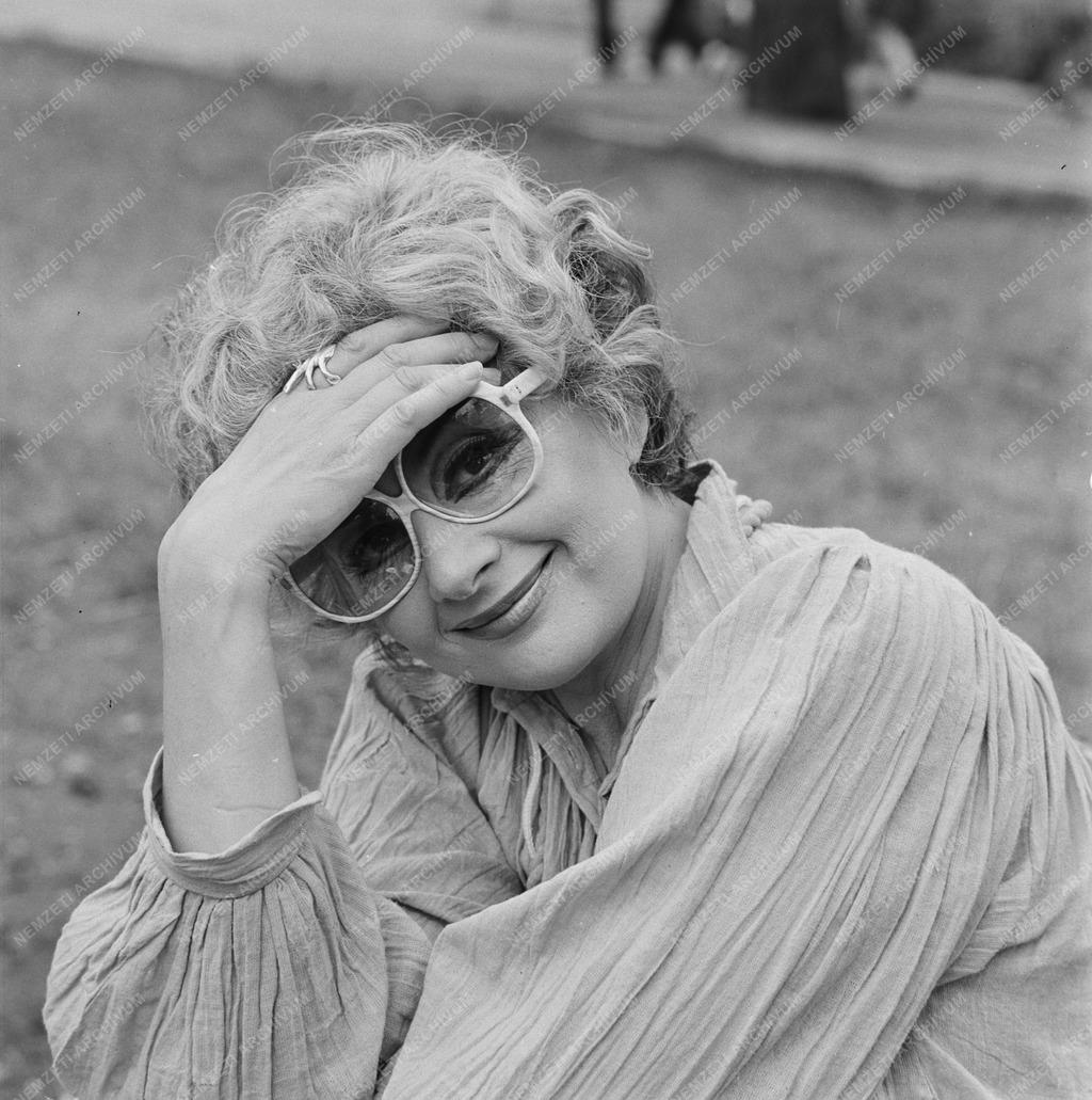 Kultúra - Váradi Hédi színművész