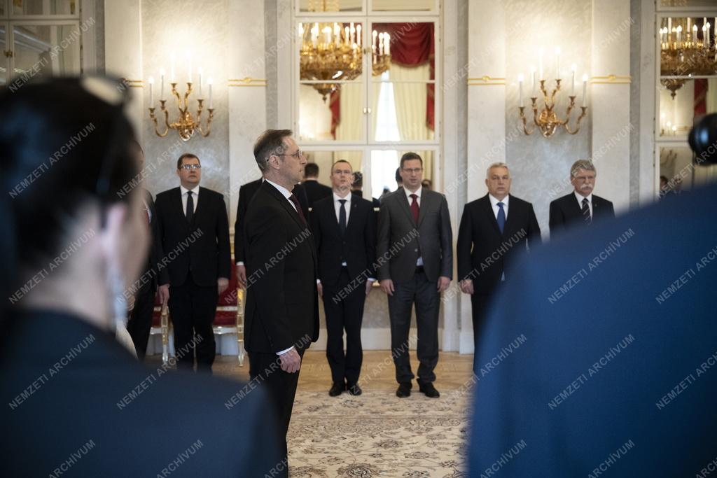 Letette a hivatali esküt a Magyar Nemzeti Bank új elnöke