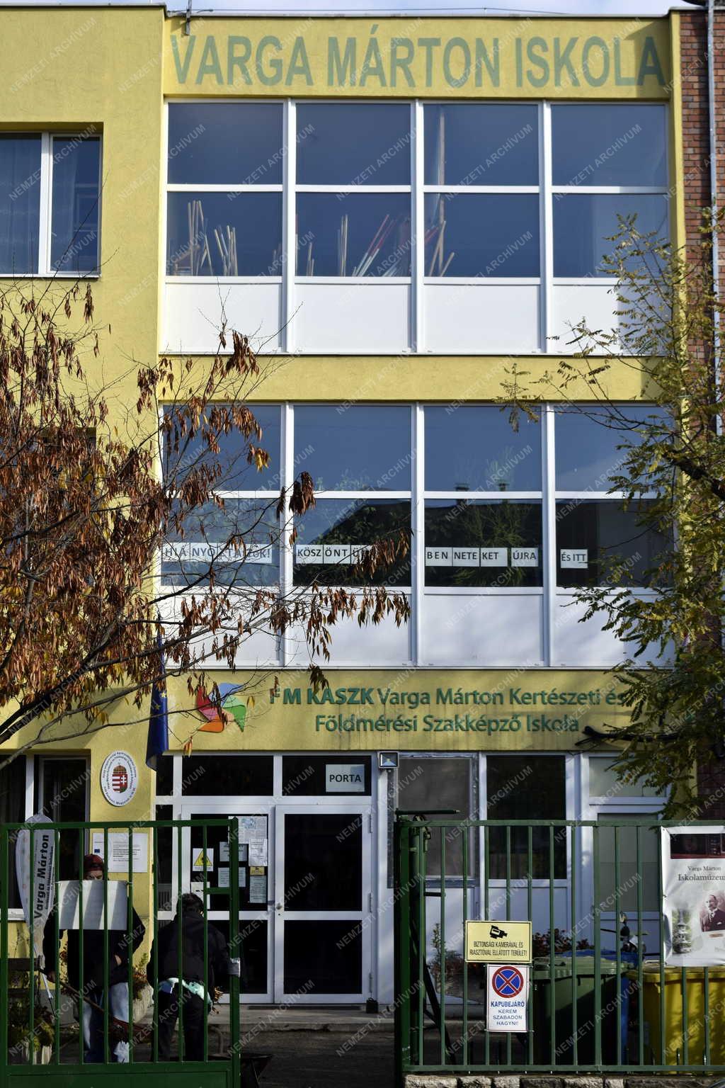 Oktatás - Budapest - Varga Márton Kertészeti és Földmérési Technikum és Kollégium