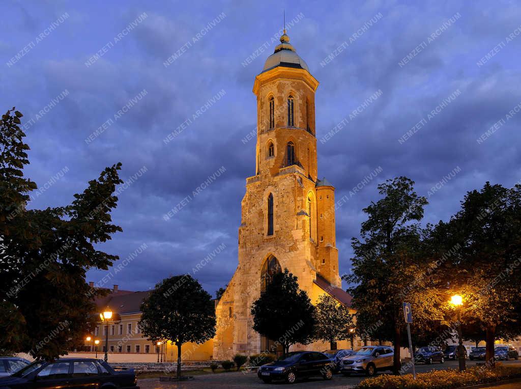 Városkép - Budapest - A Mária Magdolna-torony