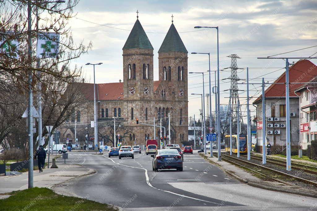Egyház - Budapest - Szent Kereszt templom