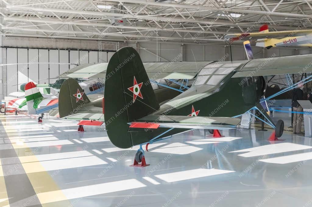 Kiállítás - Szolnok - Rep Tár