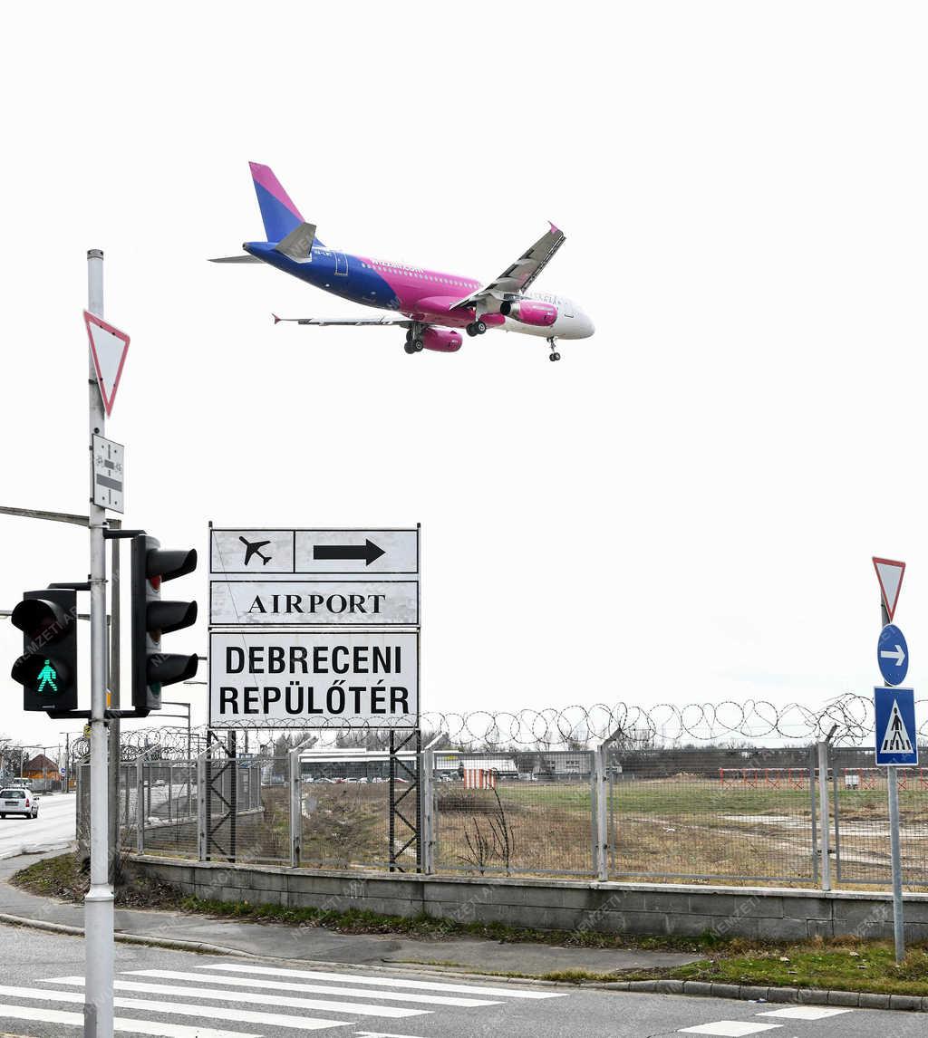 Közlekedés - Debrecen - Wizz Air pilóták gyakorlata