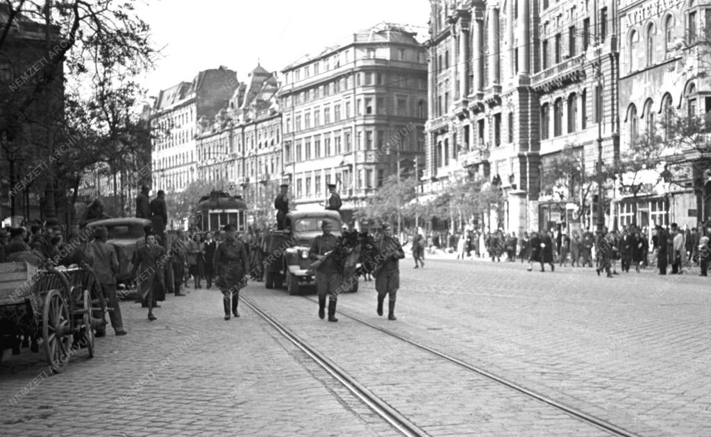 Történelem - Szovjet katonák temetése