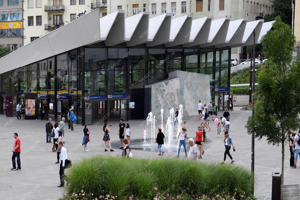 Városkép - Budapest - Széll Kálmán tér