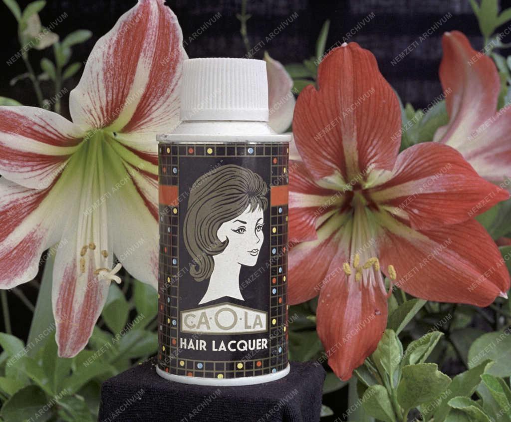 Ipar - Illatszer és Kozmetikai Vállalat 