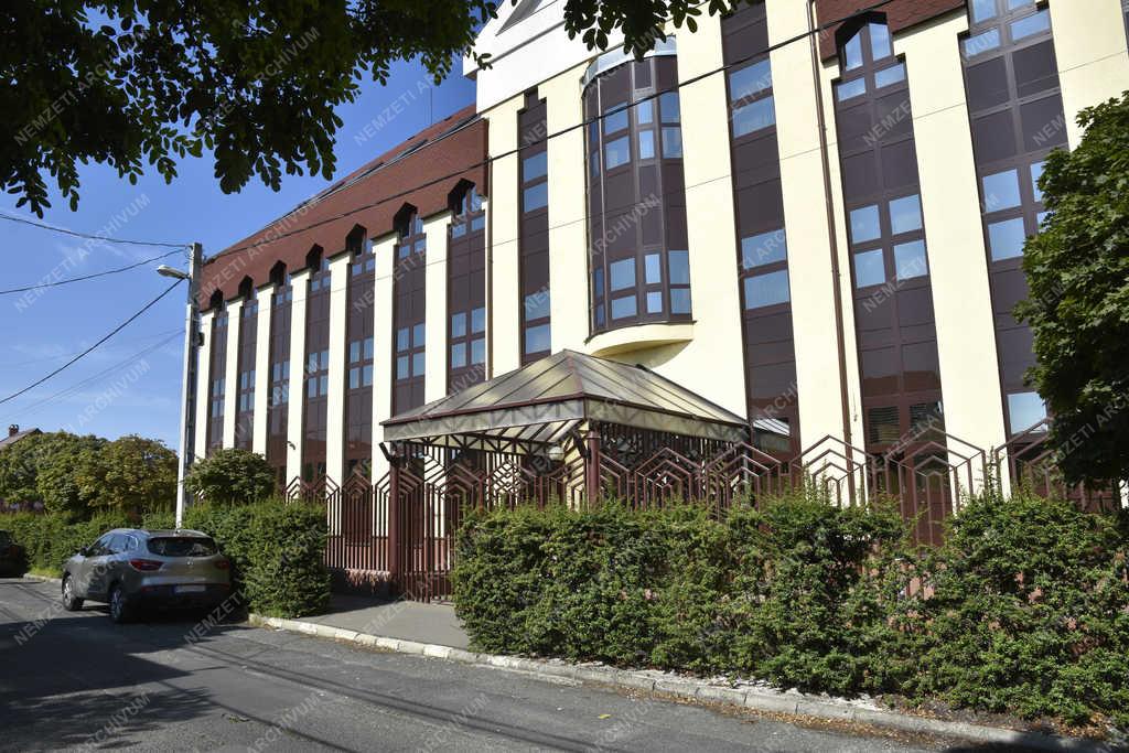 Épületfotó - Budapest - A BISZ Zrt. és a GIRO Zrt. irodaháza