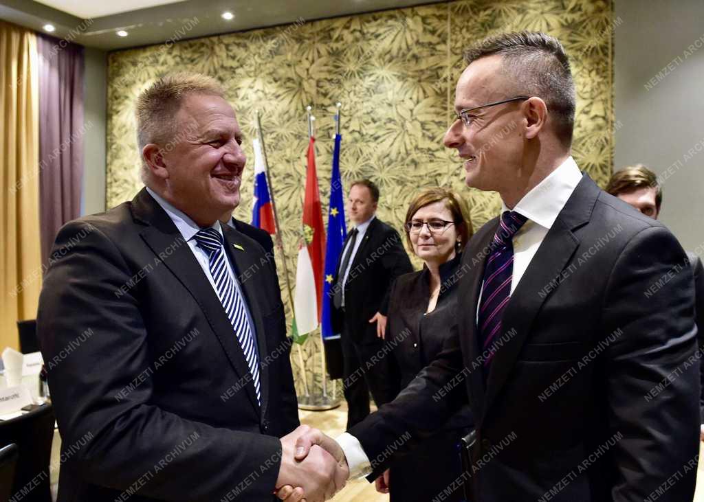Szijjártó Péter Szlovéniában
