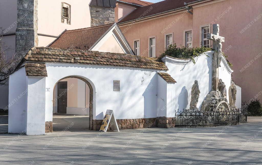 Műemlék épület - Kecskemét - Szent Miklós Templom