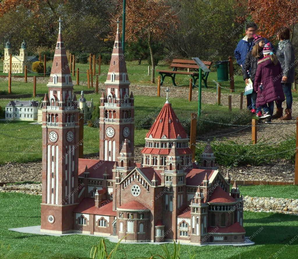 Idegenforgalom - Szarvas - Mini Magyarország 