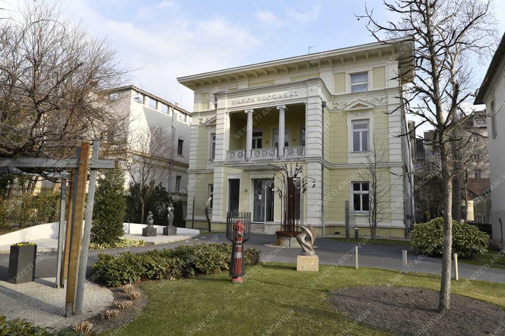Városkép - Budapest - Klösz villa - Fasor Irodaház
