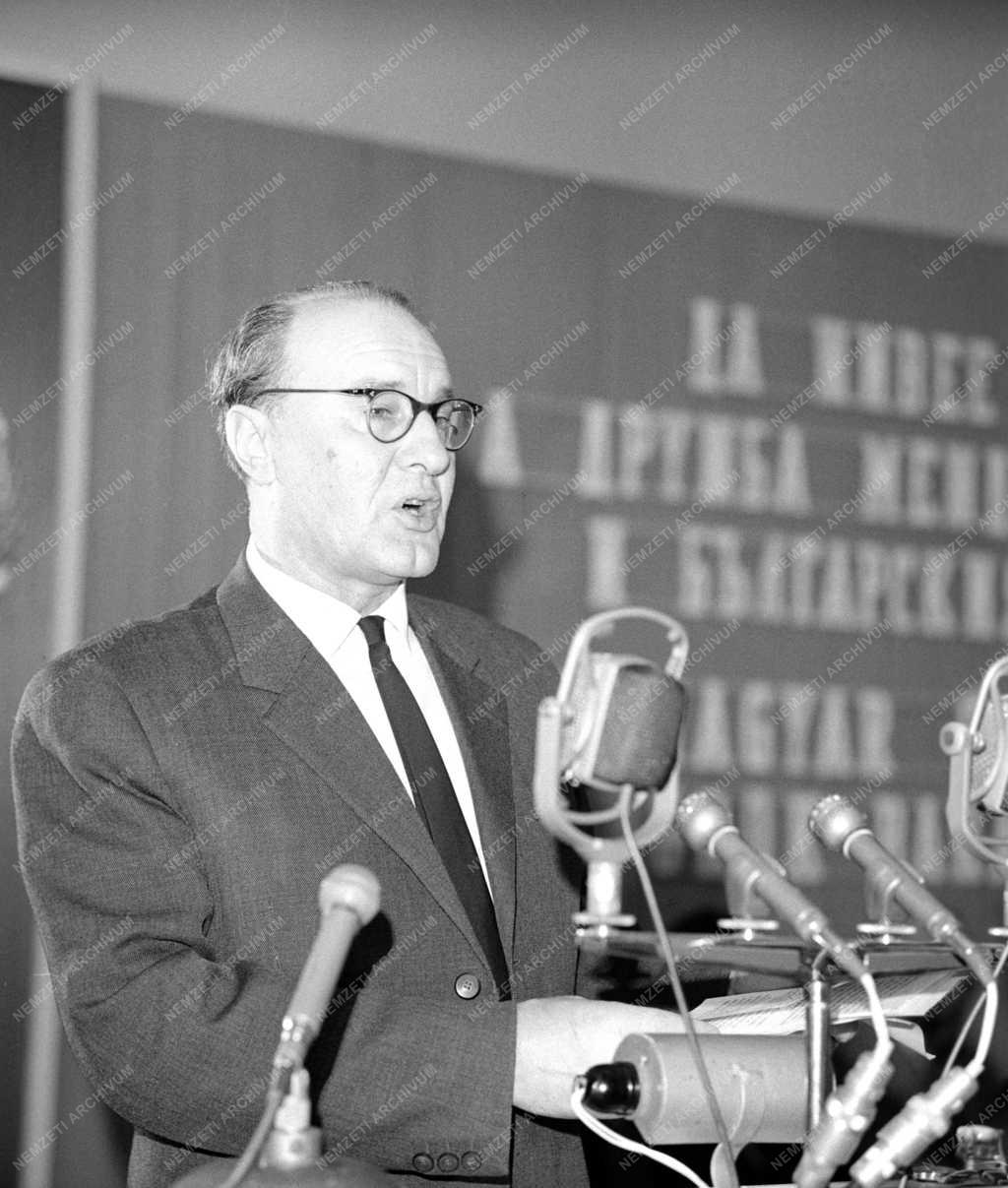 Külkapcsolat - Bolgár párt- és kormányküldöttség Magyarországon