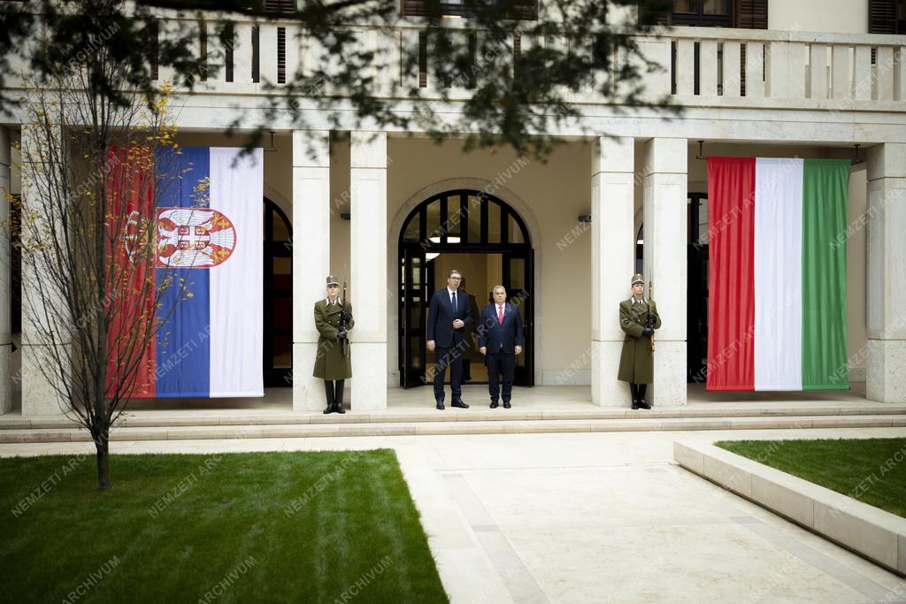 Orbán Viktor a szerb elnökkel tárgyalt
