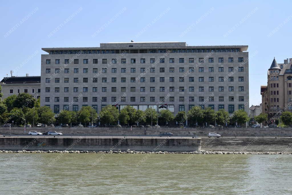 Városkép - Budapest - Képviselői irodaház 