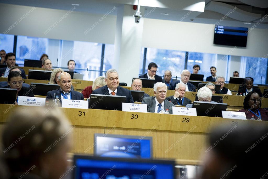 Orbán Viktor a Kereszténydemokrata Internacionálé vezetőségi ülésén Brüsszelben