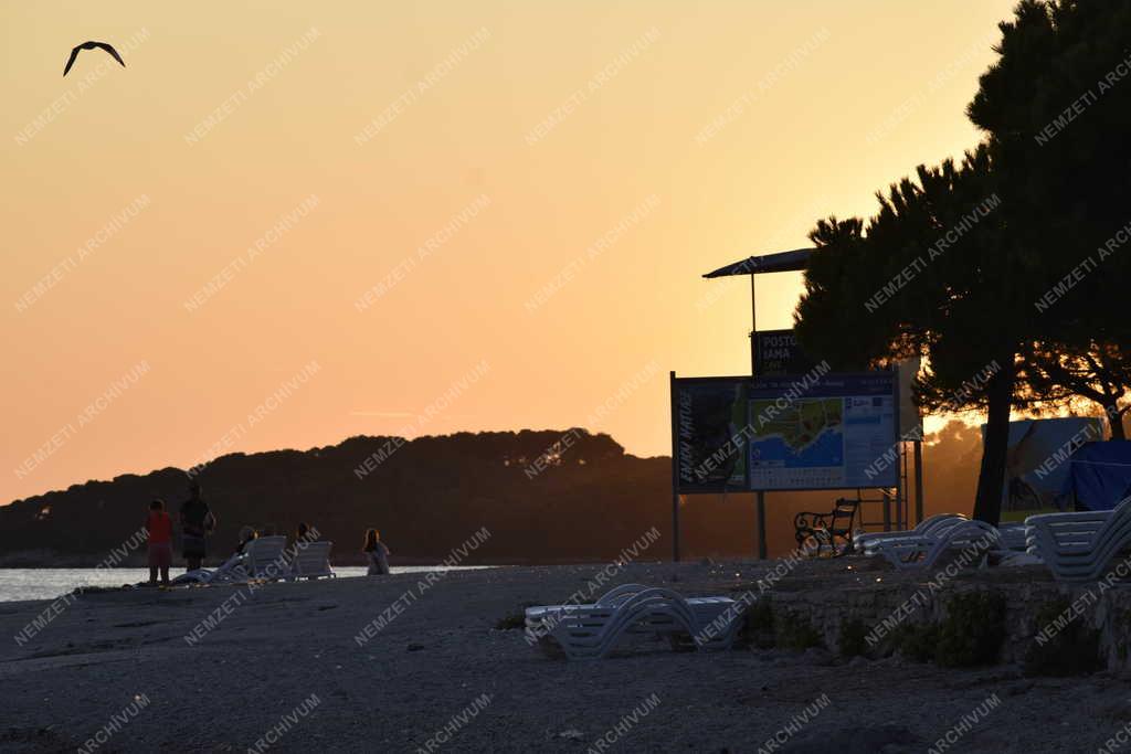 Városkép - Horvátország - Rovinj - Alkonyat
