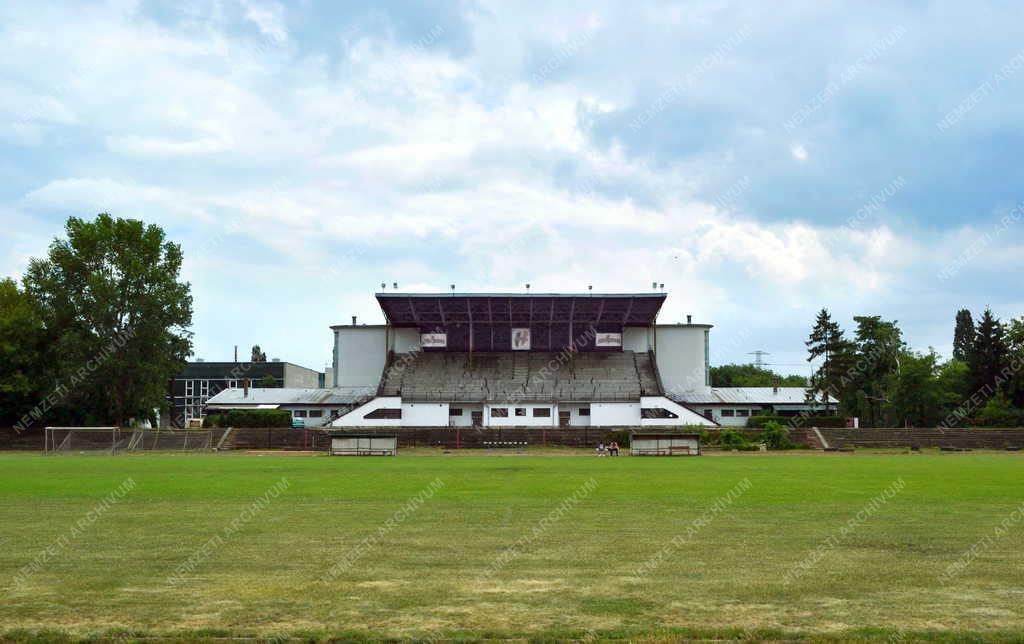 Épületfotó - Stadion - Népliget