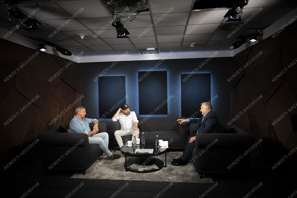 Orbán Viktor interjút adott a Pikk című műsorban