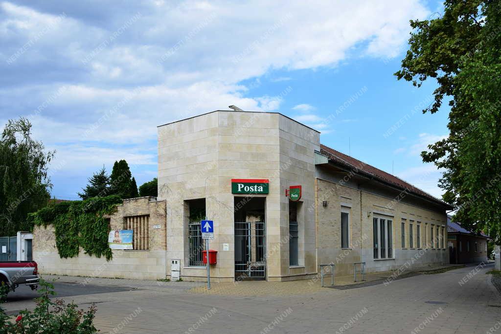 Szolgáltatás - Kunszentmiklós - Postahivatal