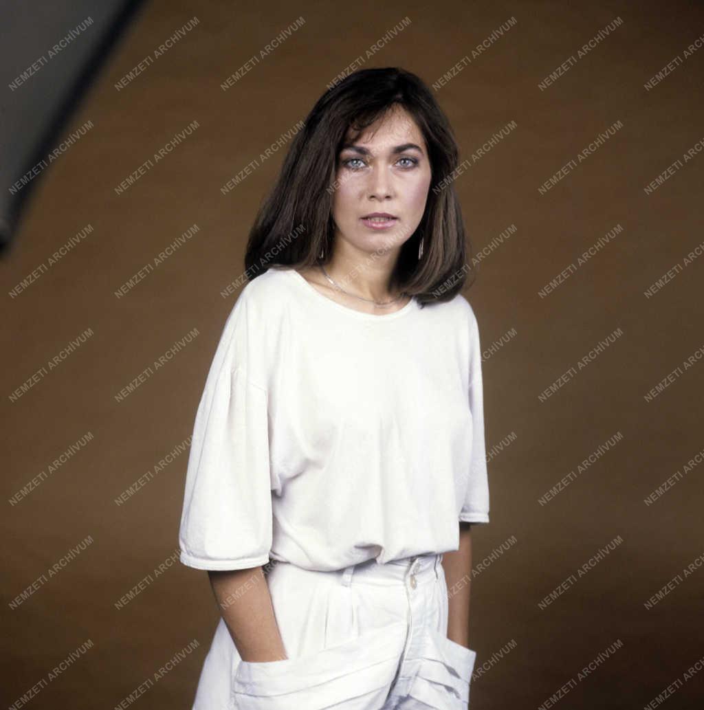Kultúra - Pápai Erika színész