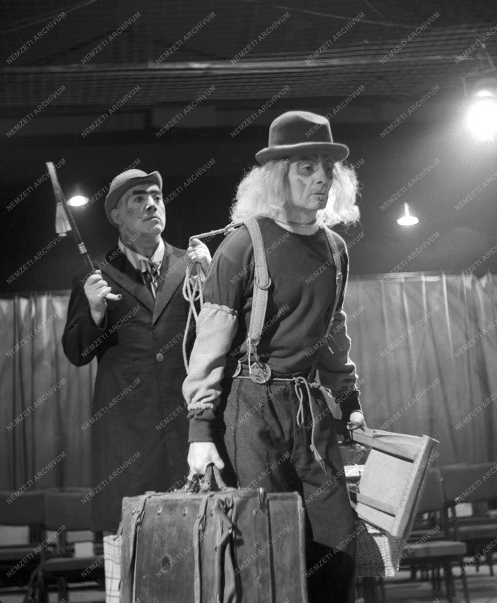 Kultúra - Színház - Beckett: Godot-ra várva