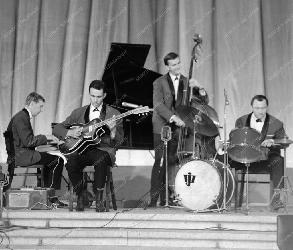 Szórakozás - Kultúra - 1965-ös Ki mit tud? döntő