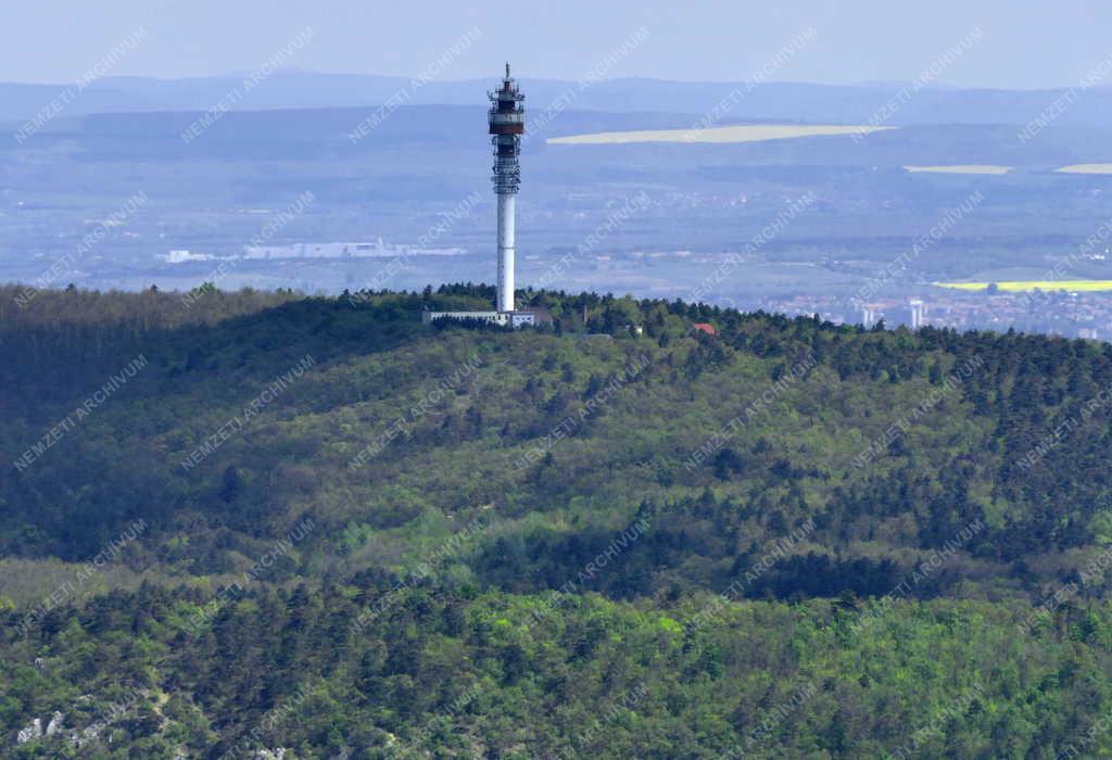 Tájkép - Hármashatár-hegy