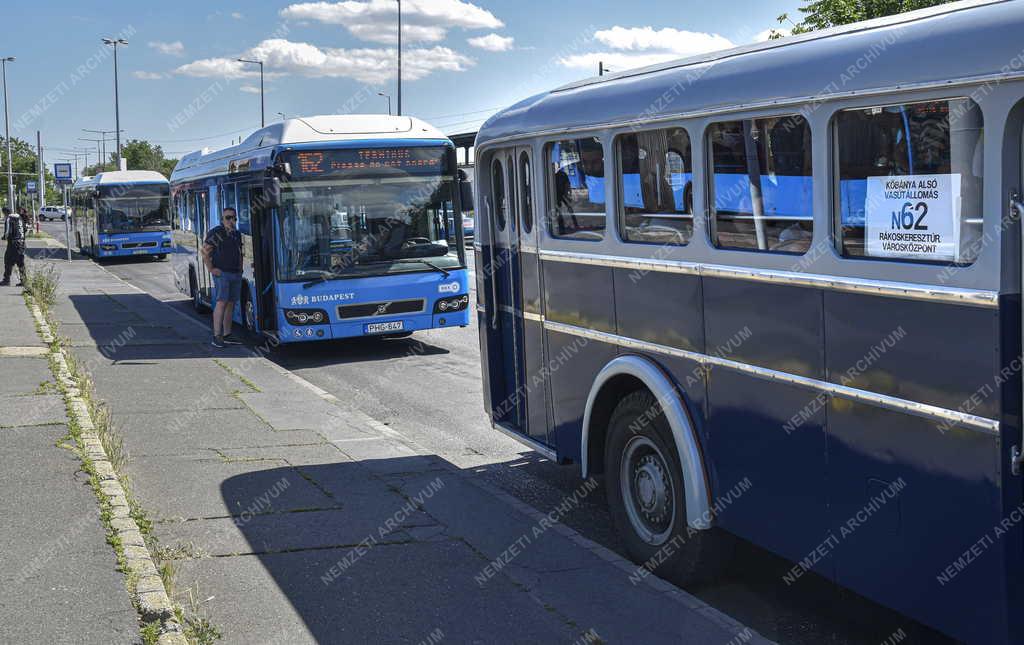 Közlekedés - Budapest - Ikarus 60-as nosztalgiabusz a fővárosban