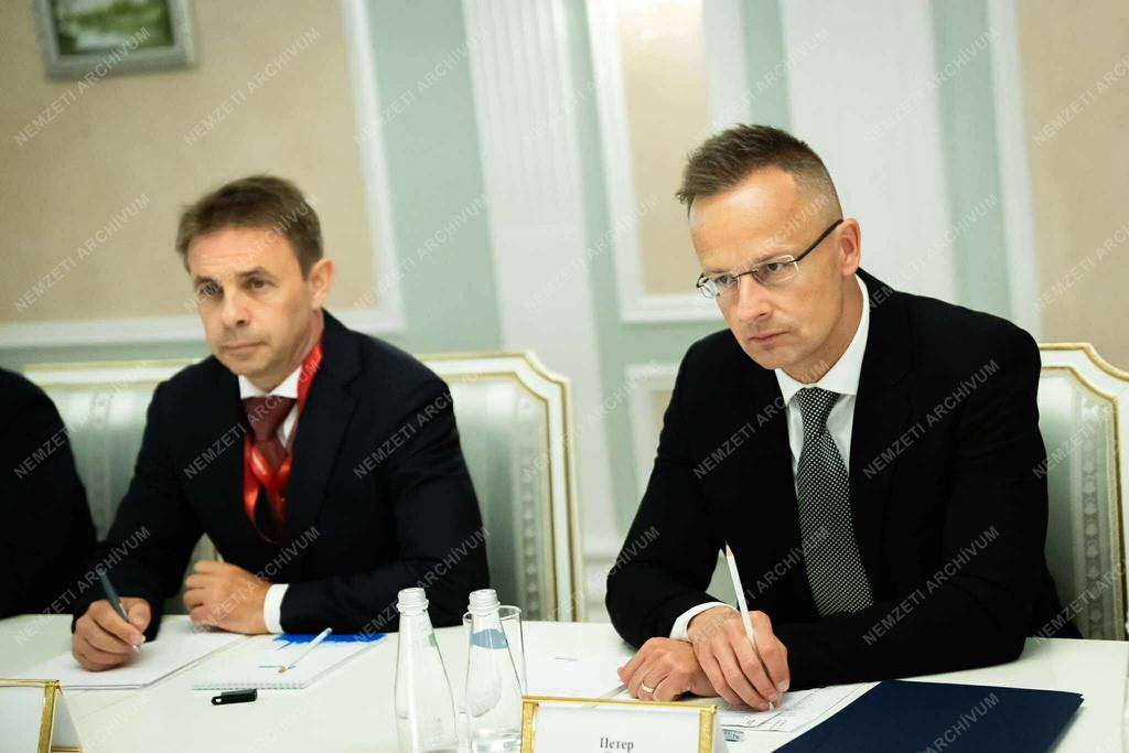 Szijjártó Péter Szentpéterváron