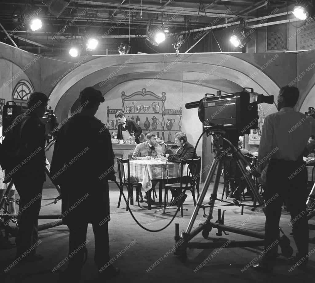 Kultúra - Krúdy Gyula író novelláinak tv-felvétele