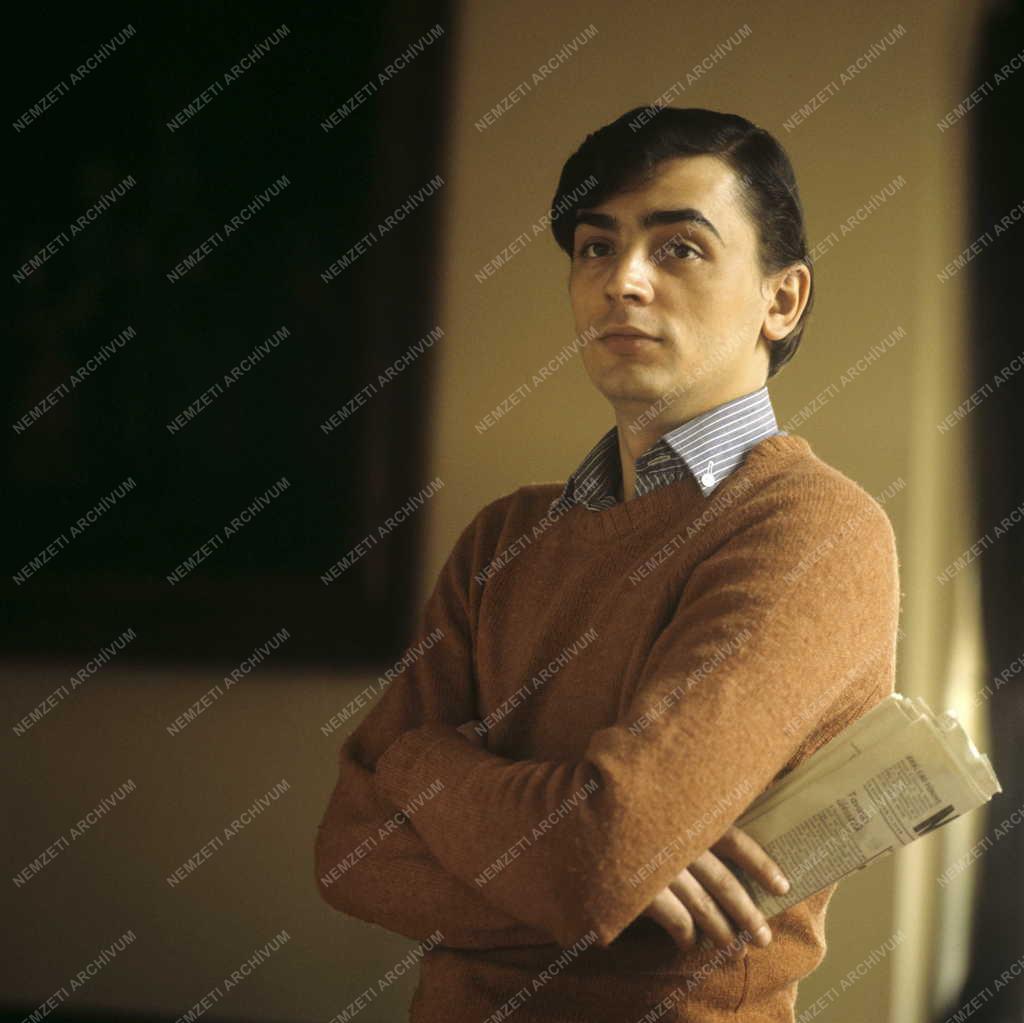 Kultúra - Mihályi Győző színész