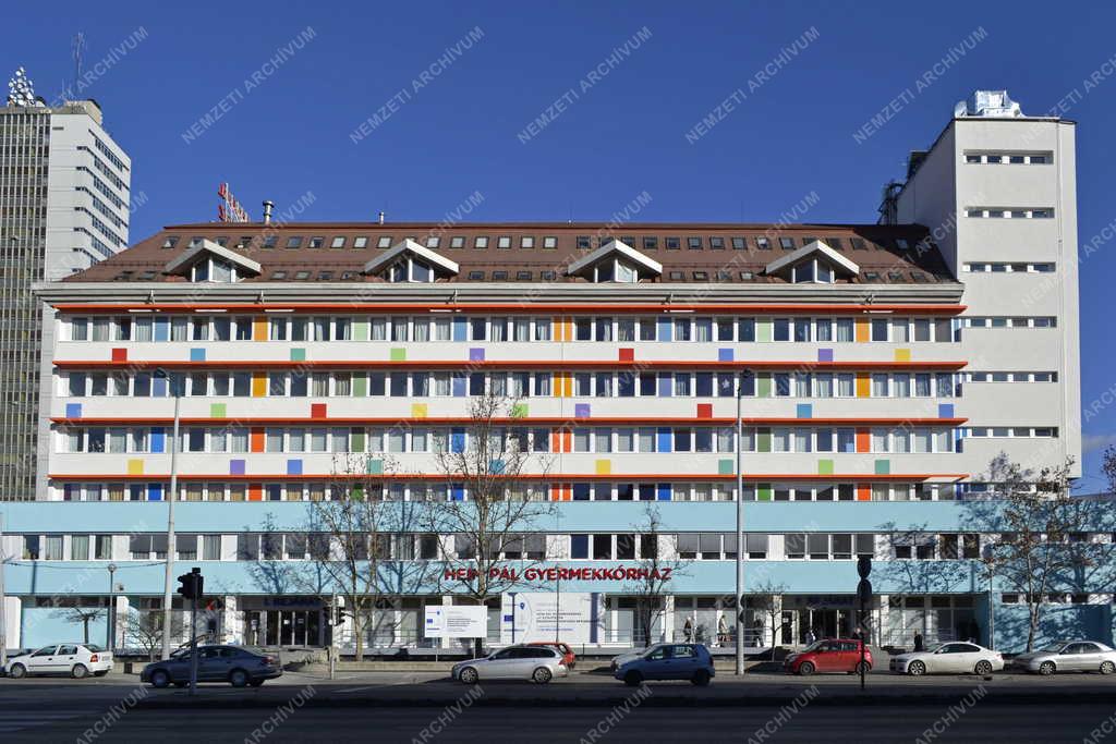 Egészségügy - Budapest - A Heim Pál Gyermekkorház épülete