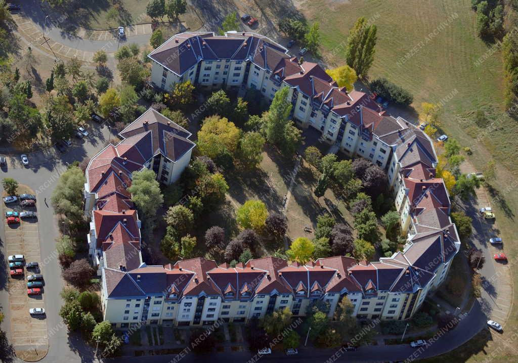 Táj, város - Debrecen - Légifotó