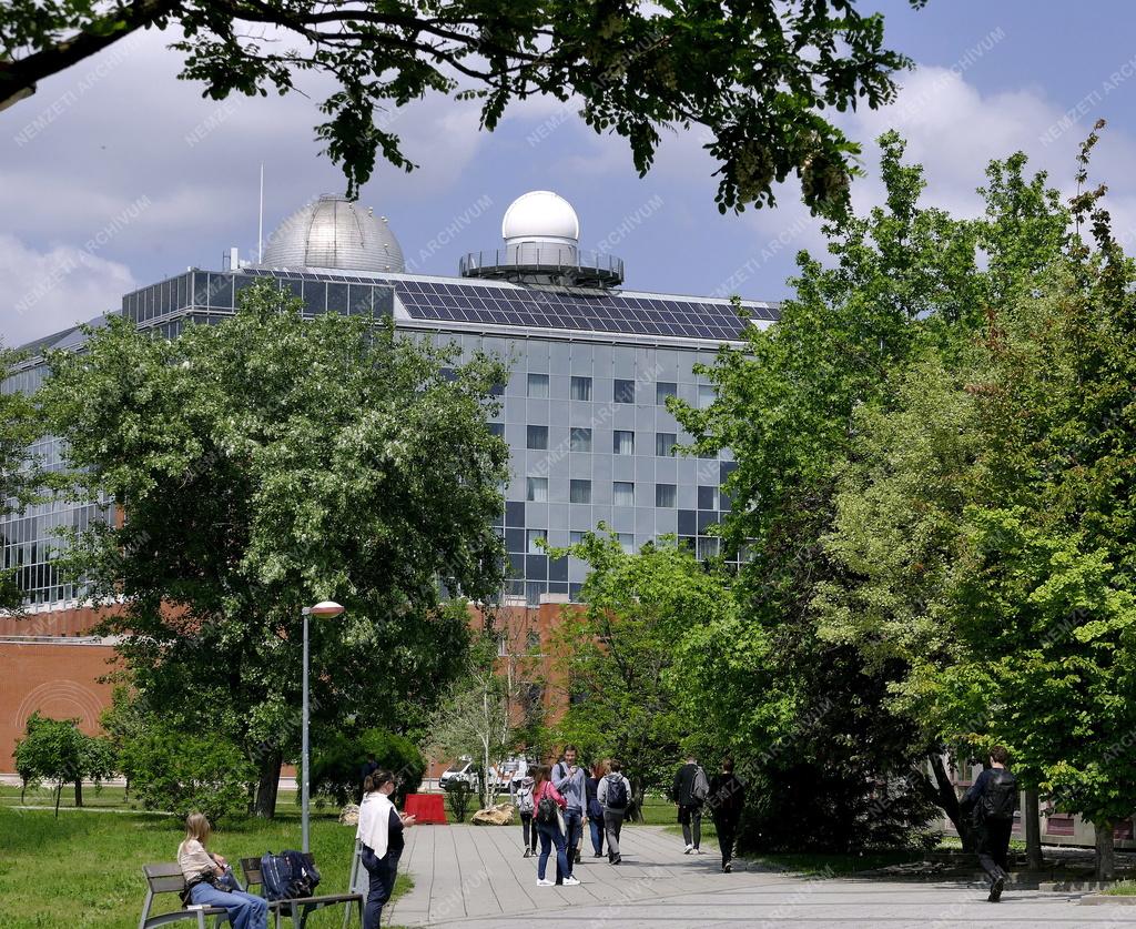 Oktatás - Budapest - Eötvös Loránd Tudományegyetem Lágymányosi Campus